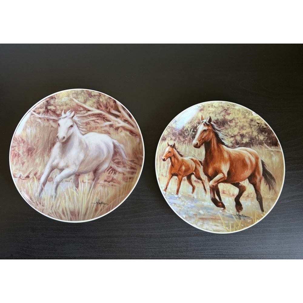 Hautman Brothers Horse Collector Plates Set of 2 2001 Decorative 8in Vintage‎
